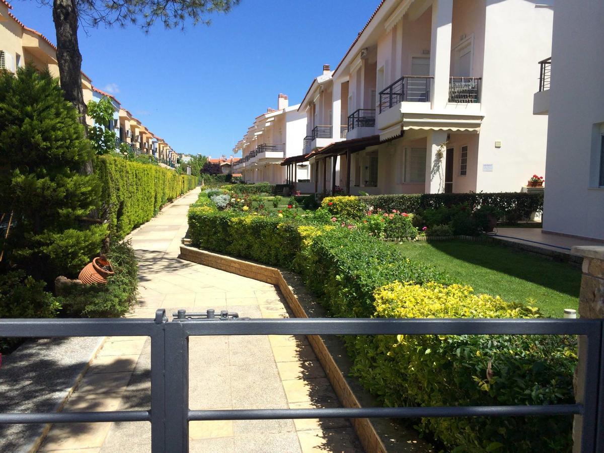 Bitzios Rent Houses Nikiti  Exterior photo